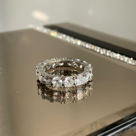 Infinity ring - Picture 3 of 3